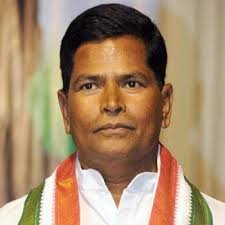 Chinna Reddy makes controversial remarks against former PM ...