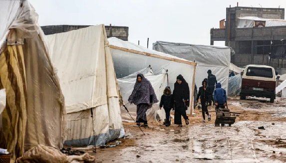 Tents flooded as Gaza rain worsens misery of displaced families ...