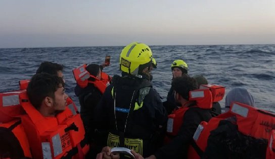 126 refugees rescued in the Mediterranean Sea - Pressmediaofindia