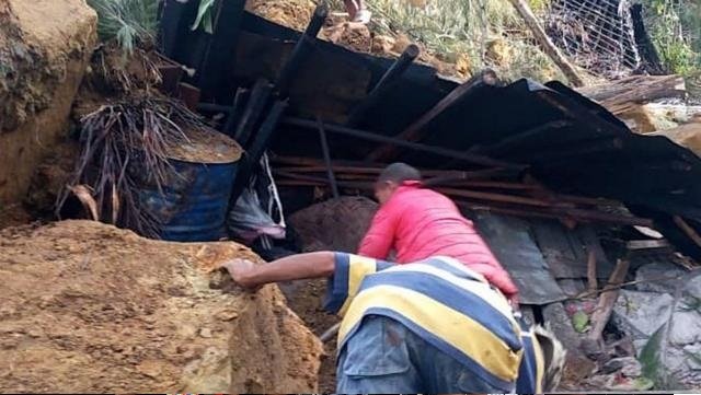 UN fears over 2000 people buried under Papua landslide - Pressmediaofindia